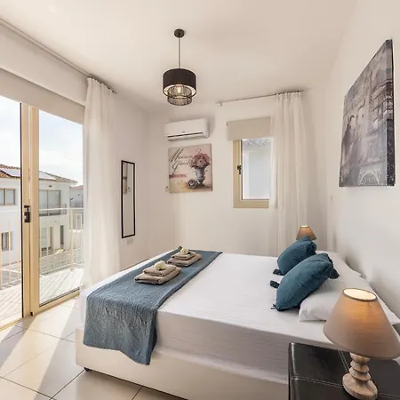 Palms 32 * 普罗塔拉斯