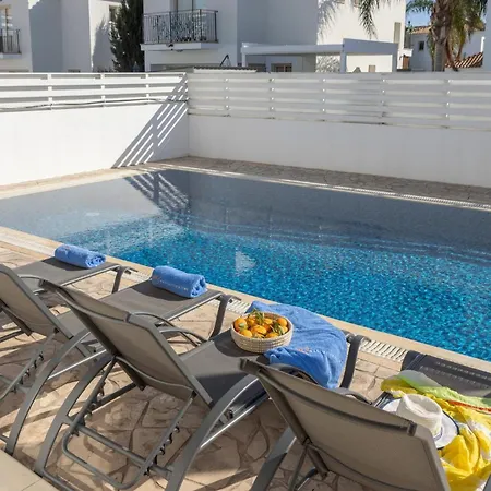 Palms 32 Villa Protaras